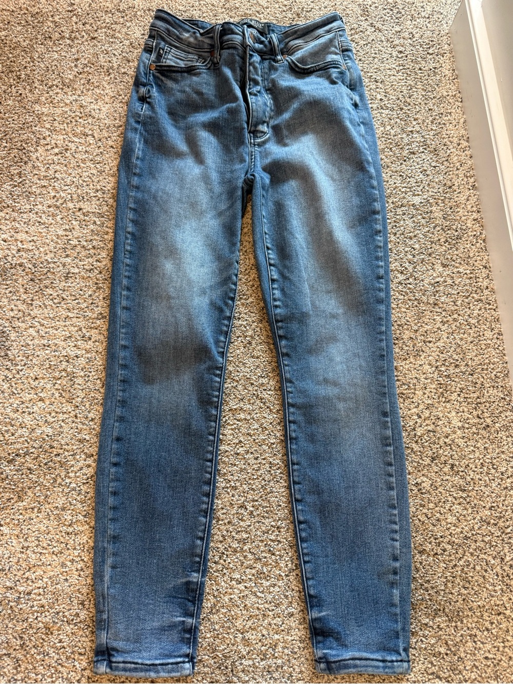 Judy Blue Medium Blue High-Rise Skinny Jeans